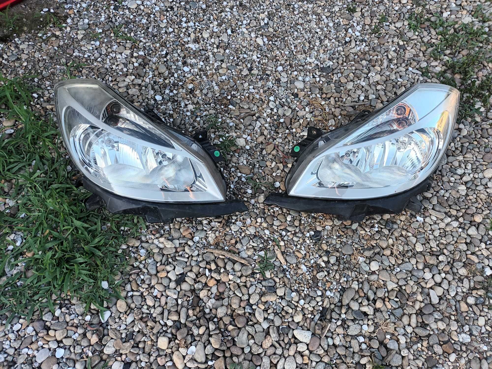 ляв и десен бял фар за рено клио 3 RENAULT CLIO 3