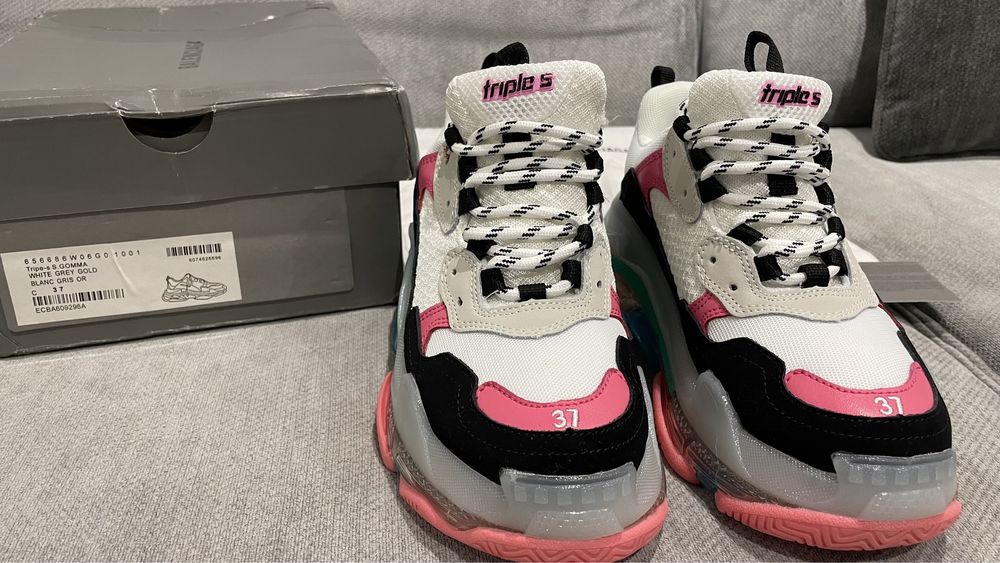 Balenciaga Triple S noi cu cutie marimea 37