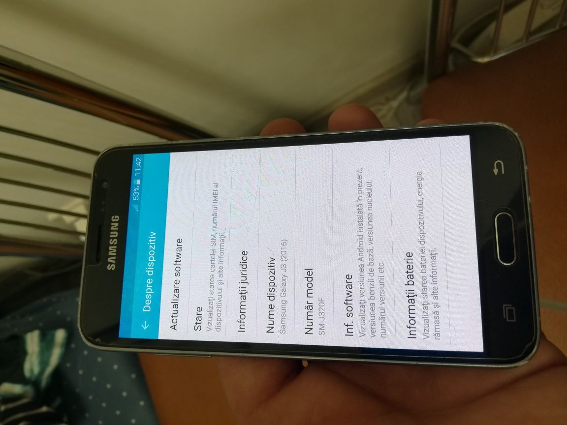 Telefon Samsung J3 2016 display bun