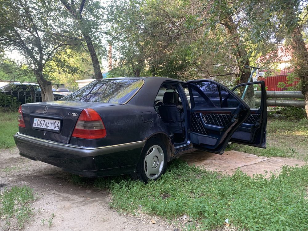 Продам мерс с 200