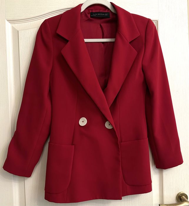 Красиво дамско сако Zara цвят бордо