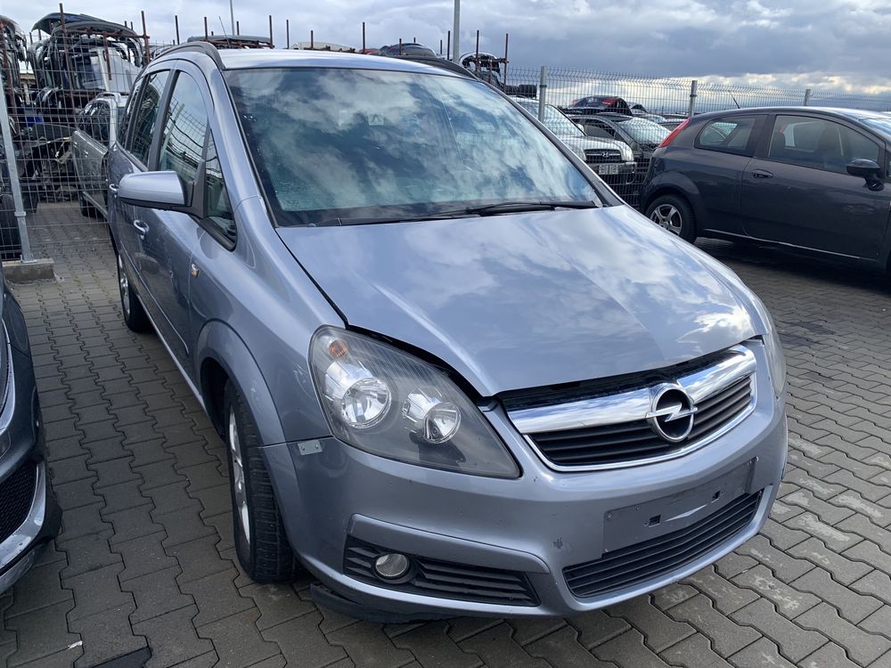 Opel Zafira 1.8/1.6/2007г,На части