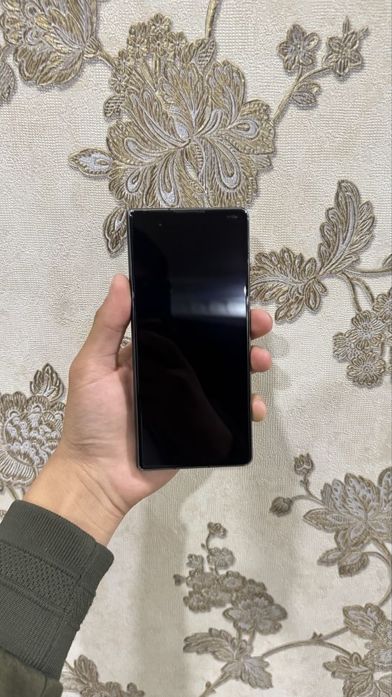Huawei Mate x2 состояние новый имейка сделано