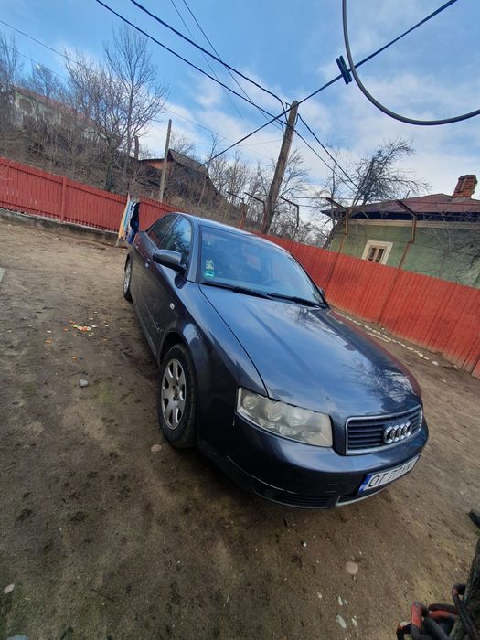 Vând audi A4 B6 2002 2.0 benzina