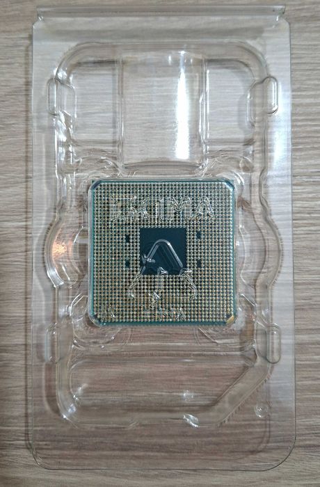 Procesor AMD Ryzen 5 2600 + Cooler