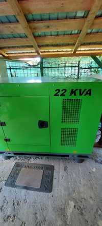 Generator 22KVA trifazat, motorina, 29 ore funcționare, insonorizat