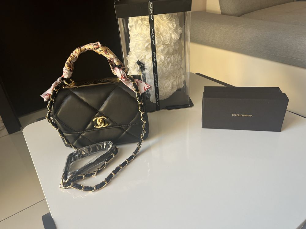 Chanel букле и кожа