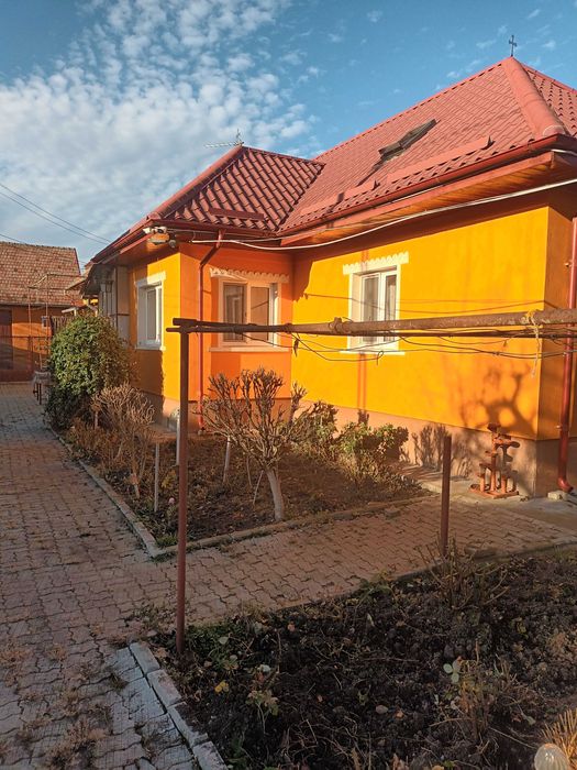 Casă de vânzare in Brașov Stupini cu teren de 1891mp.Proprietar.