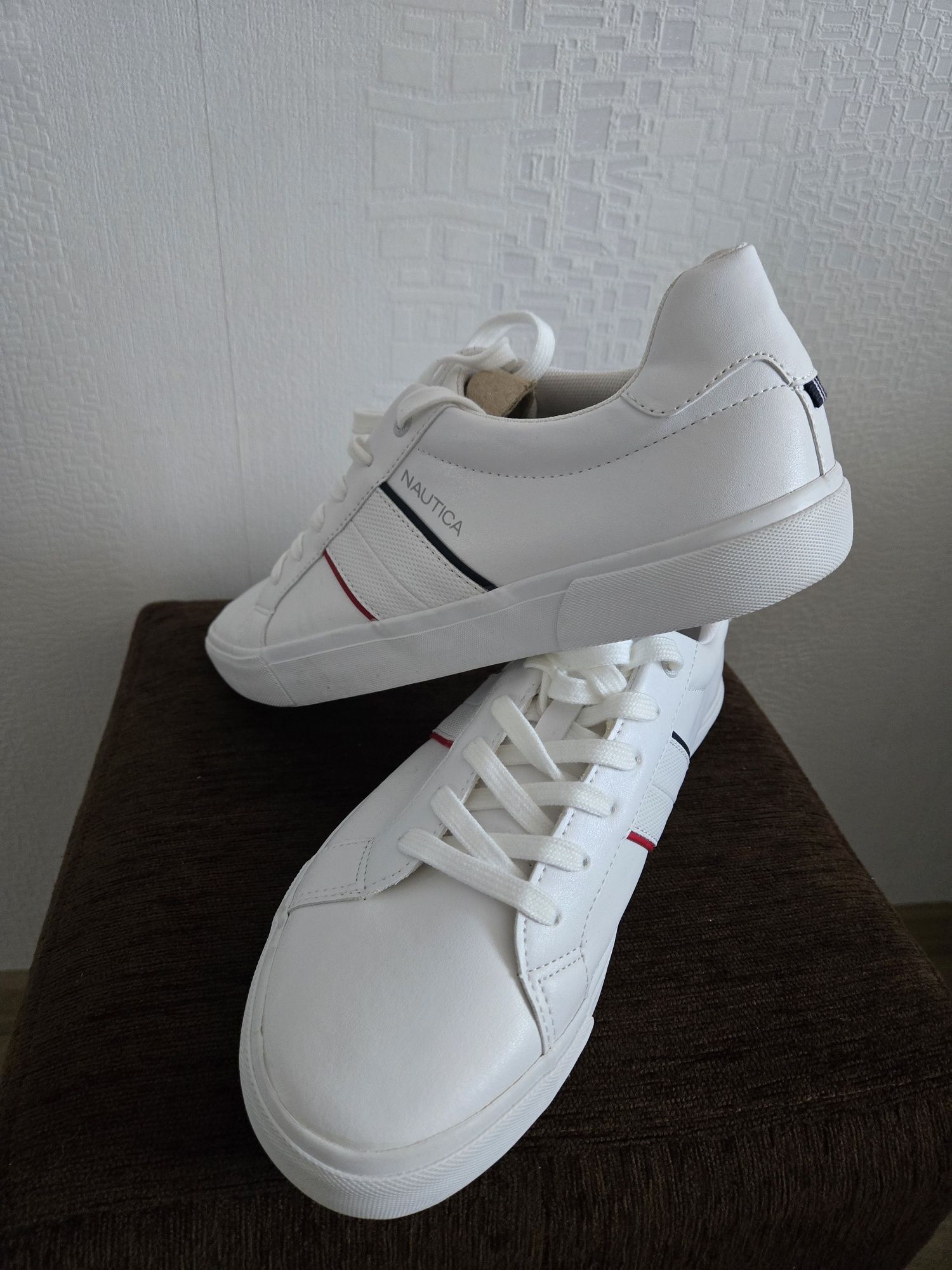 Нови гуменки Nautica