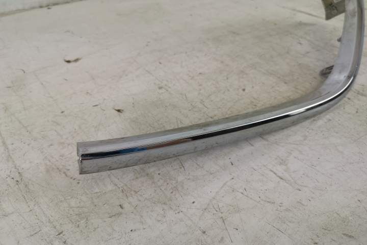 Ornament Crom Grila Centrala Stanga Original In Stare Buna Mazda  3 BM