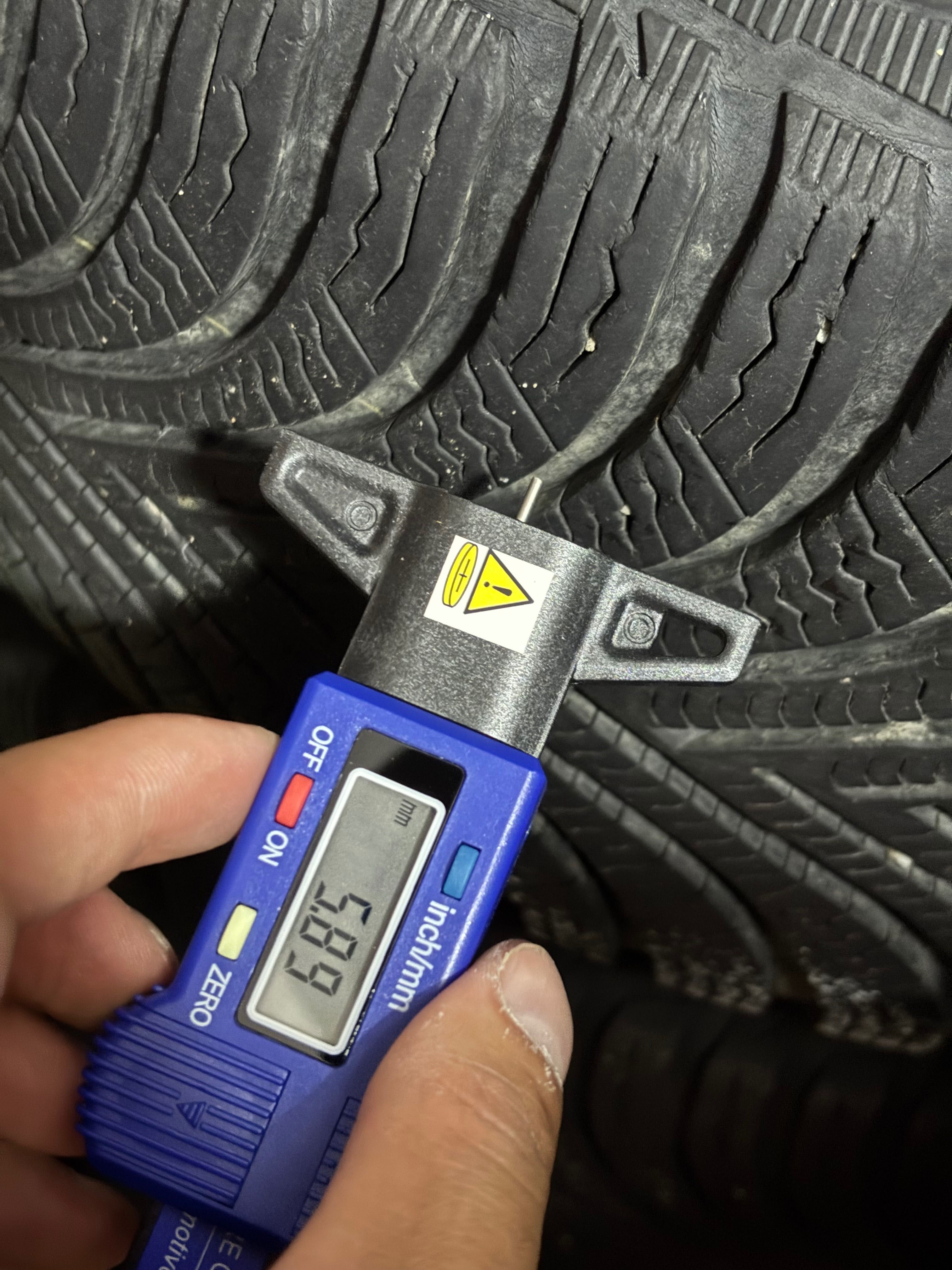 Jante vw golf 6 Borbet michelin alpin 5 225/45R17