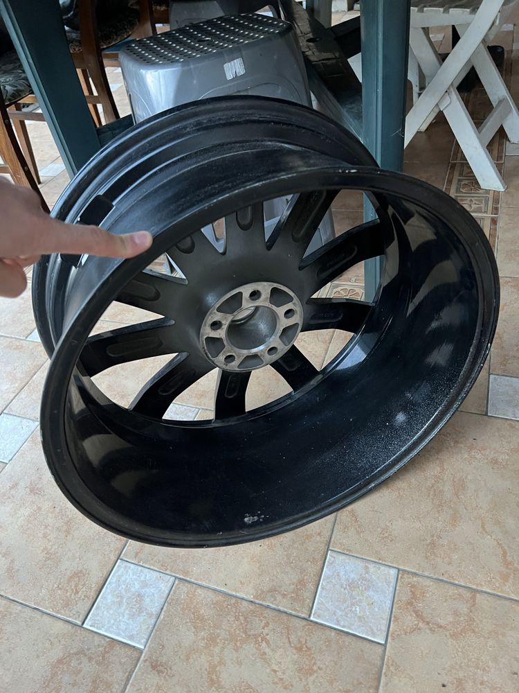 Janta R20 noua, rezerva Porsche, Chrysler etc.