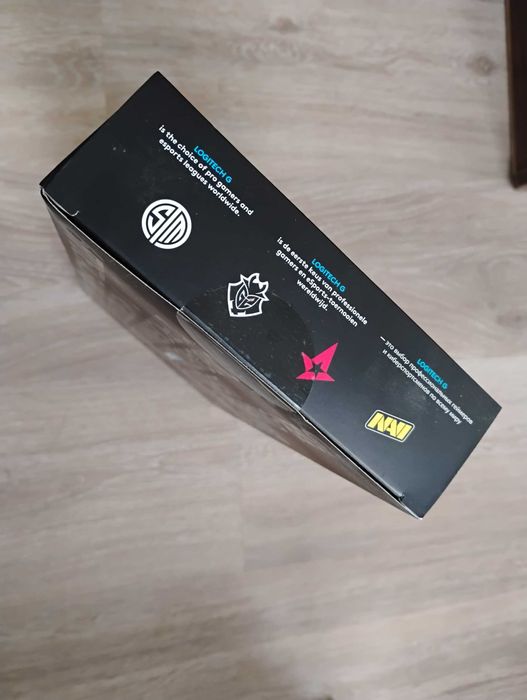 Клавиатура Logitech G Pro НОВА !