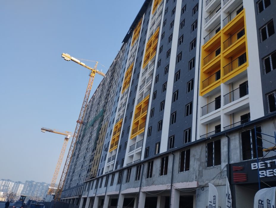 Тошкент шахар Яшнабод тумани Олмоз махалласида янги куп каватли үй сот