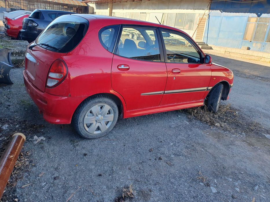 Daihatsu sirion 1.3 103 к.с. 4x4