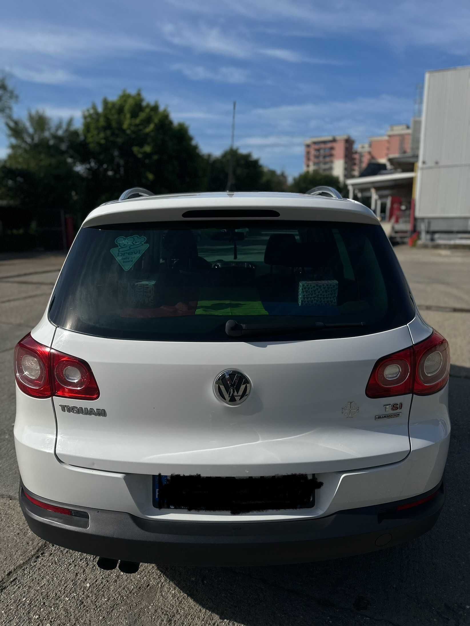 Vând Volkswagen Tiguan