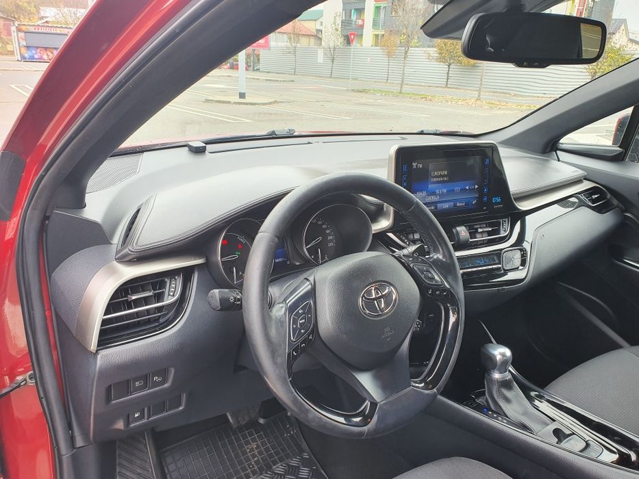 Toyota CHR , 1.8 hybrid 2019