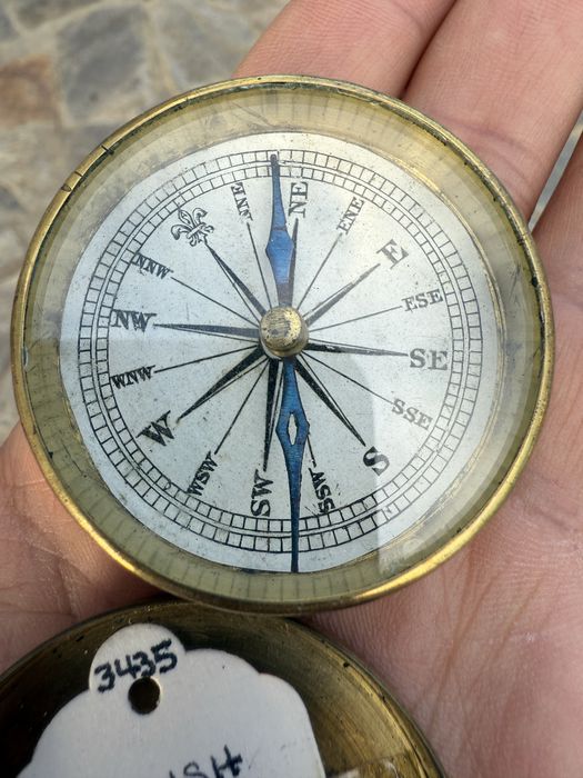Busola buzunar foarte veche