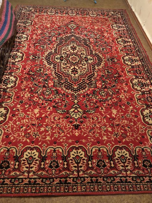 Продается вязанная скатерть и ковер СССР