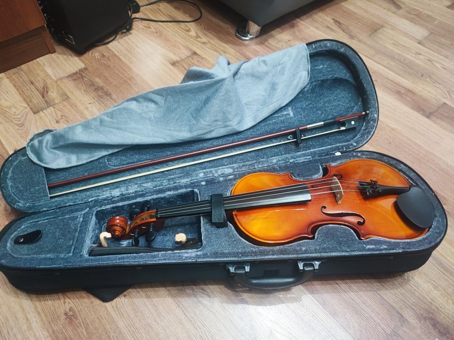 Скрипка 4/4 stagg