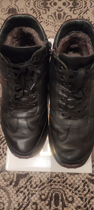 Кожанная зимняя обувь