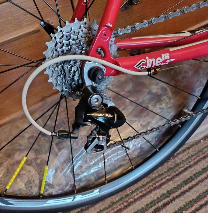 CINELLI full carbon cu GPS Garmin