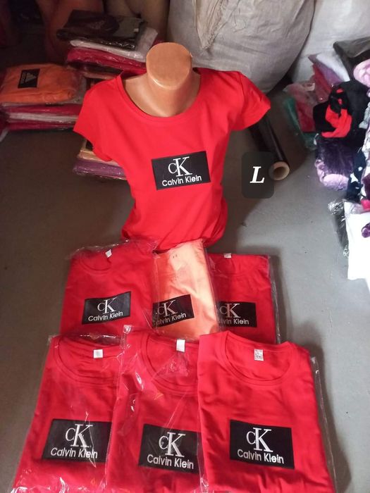 Oferta!! Tricou dama -sigla cusuta