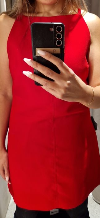 Платье красное новое