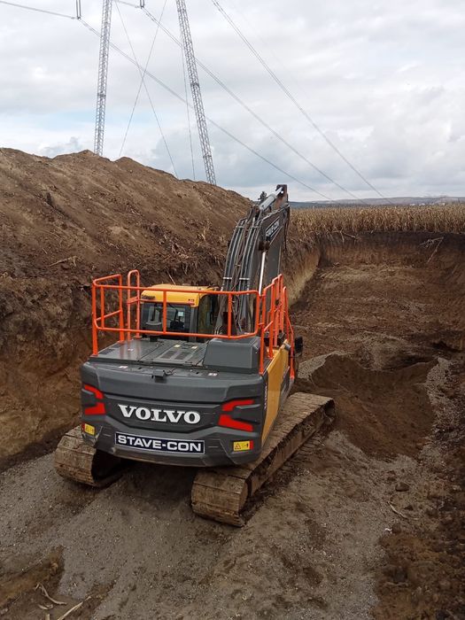 Excavator VOLVO EC 200 EL