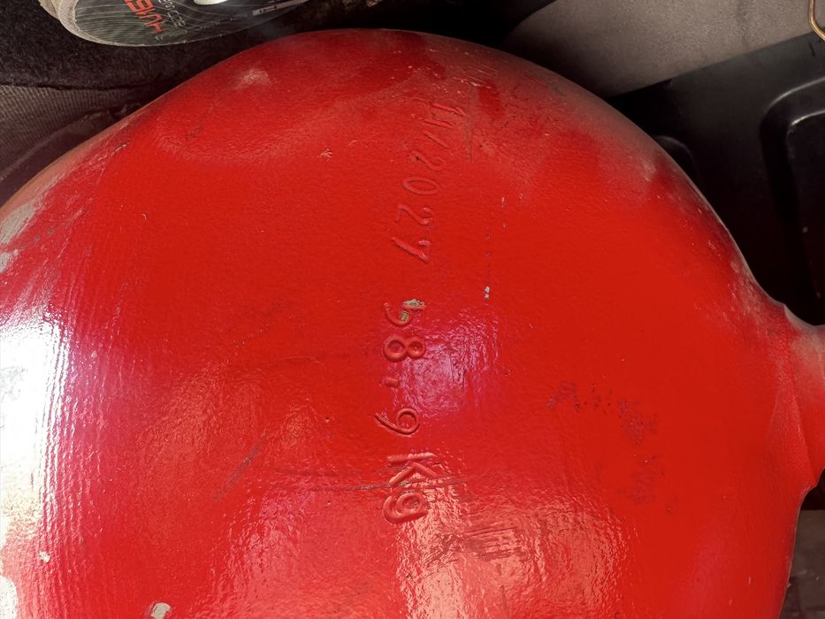 Metan Gaz 65 talik sotiladi kamplekt