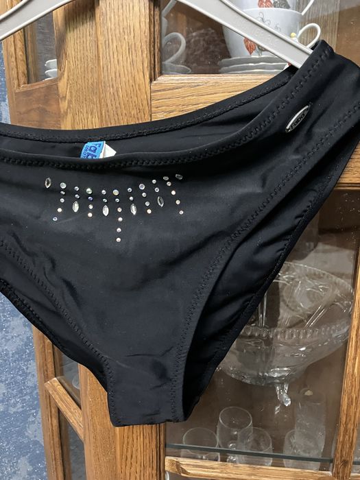 Купальник раздельный продам