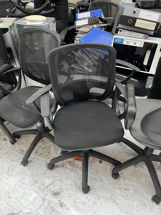 Кресла стулья стул офисные с колесиками