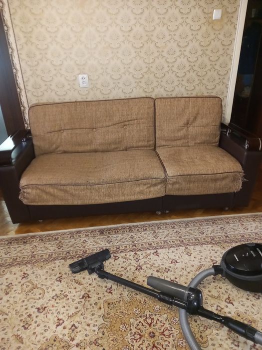 Отдам бесплатно диван