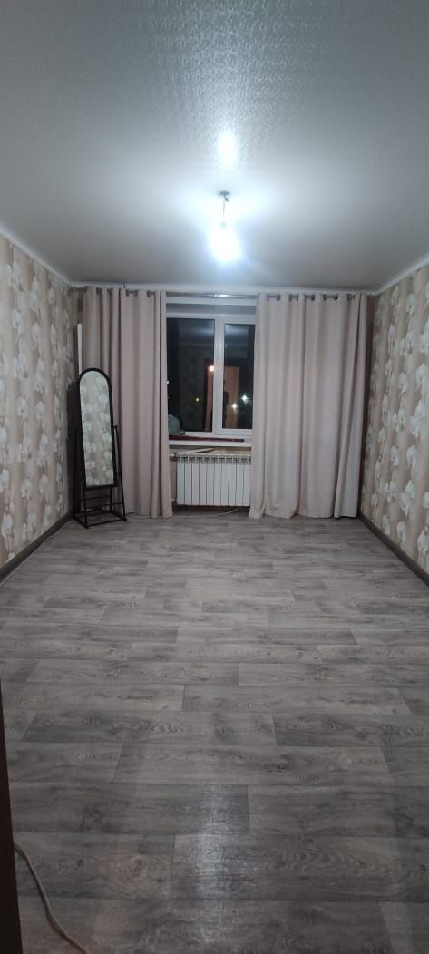 Продам 3 комн квартиру по адресу 4 мкр д 15 кв 47