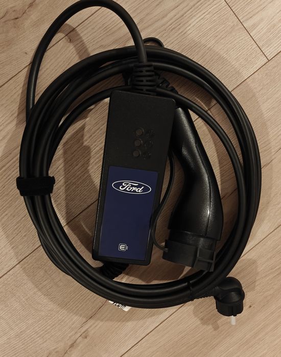 Vand Cablu original de incarcare vehicule electrice hibride plug-in