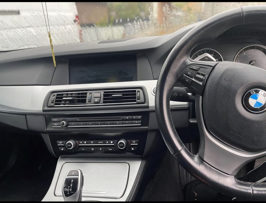 Volan m cu padele comenzi navigatie nbt grila panou clima bmw f10 f11