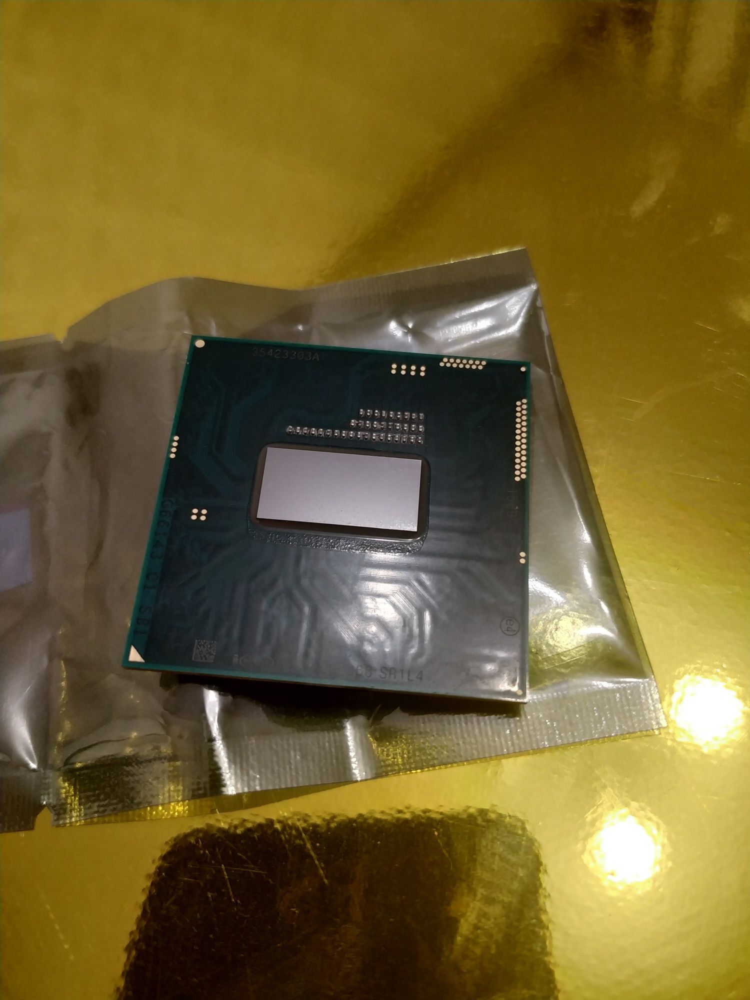 Intel Core i5-4200M