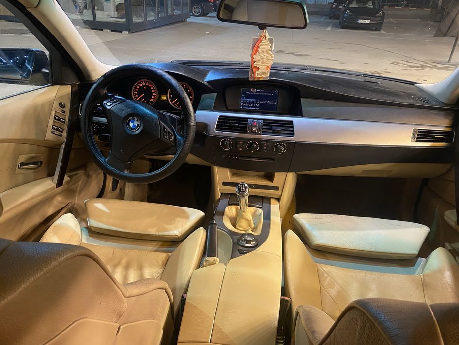 Vand Bmw e60 2.2 benzina