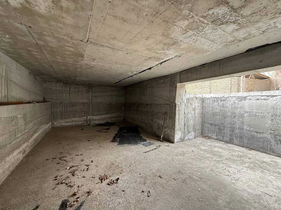 3,3 sotixli uchastka sotiladi.