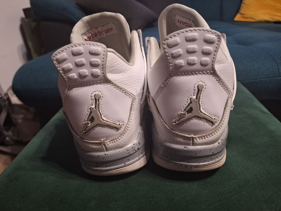 Vand pantofi sport Air Jordan 43