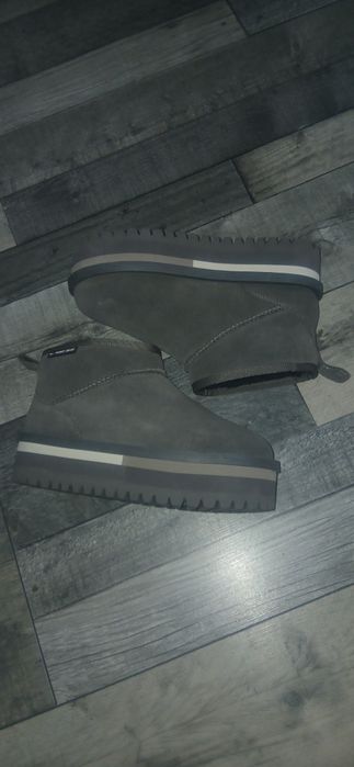 Ghete tip ugg Tommy