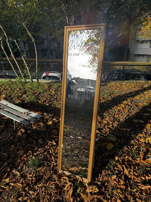 Vand oglinda pentru evenimente dar si pentru uz casnic