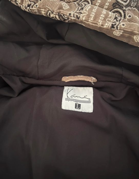 Geaca Karl Kani-pentru barbati.