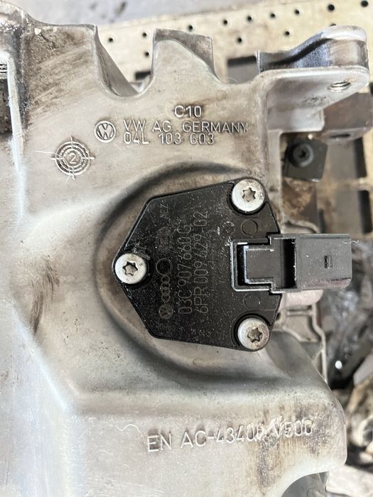 Bloc motor ambielat Vw Golf 7 1,6 TDI 2015 CLH Bloc fisurat