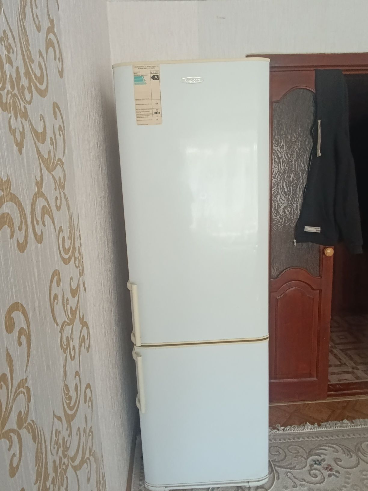 Холодильник в хорошем состоянии