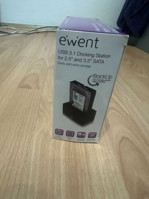 Докинг станция нова