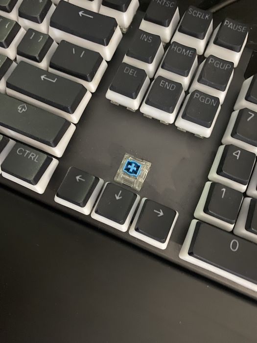 LOT мишки и клавиатури Steelseries Apex 5 / Aerox 3 / G915 TKL / G502