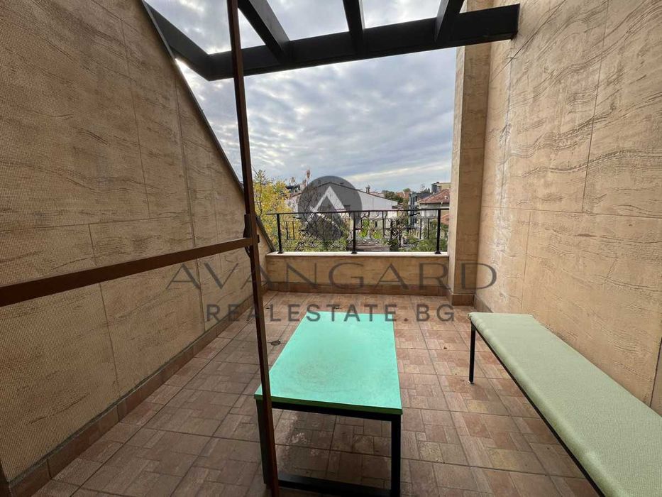 Продава се Тристаен апартамент в Пловдив, Център - 100 кв.м за 2729 €/кв.м - Снимка #14