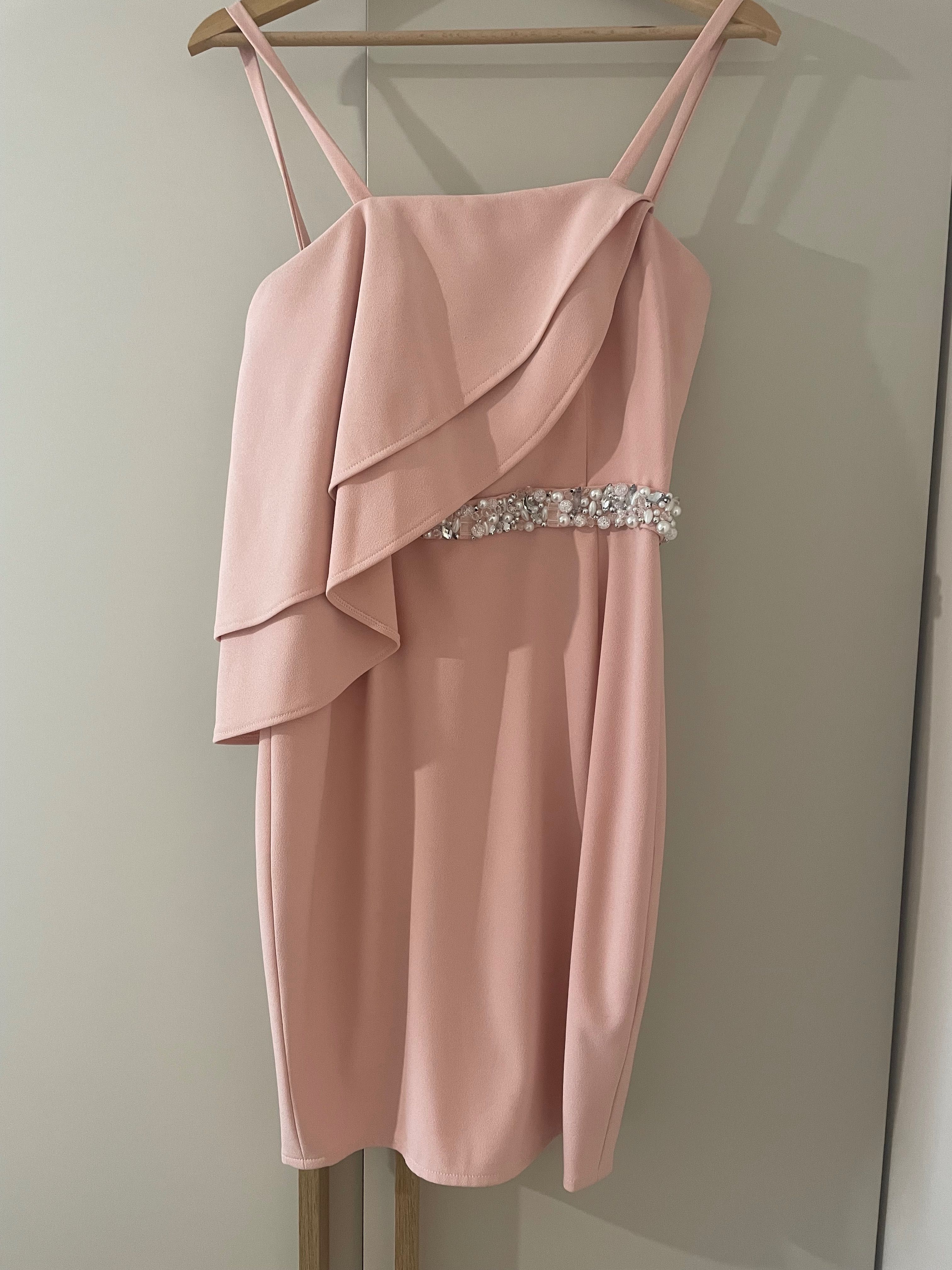 Светло розова рокля на R. Foteva