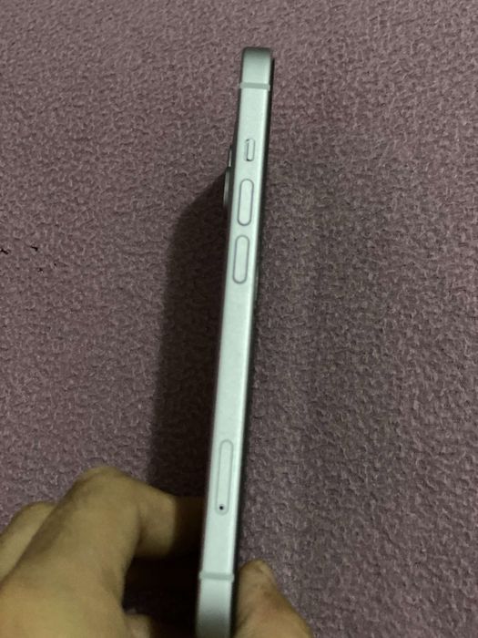 Vand sau Schimb Iphone 15